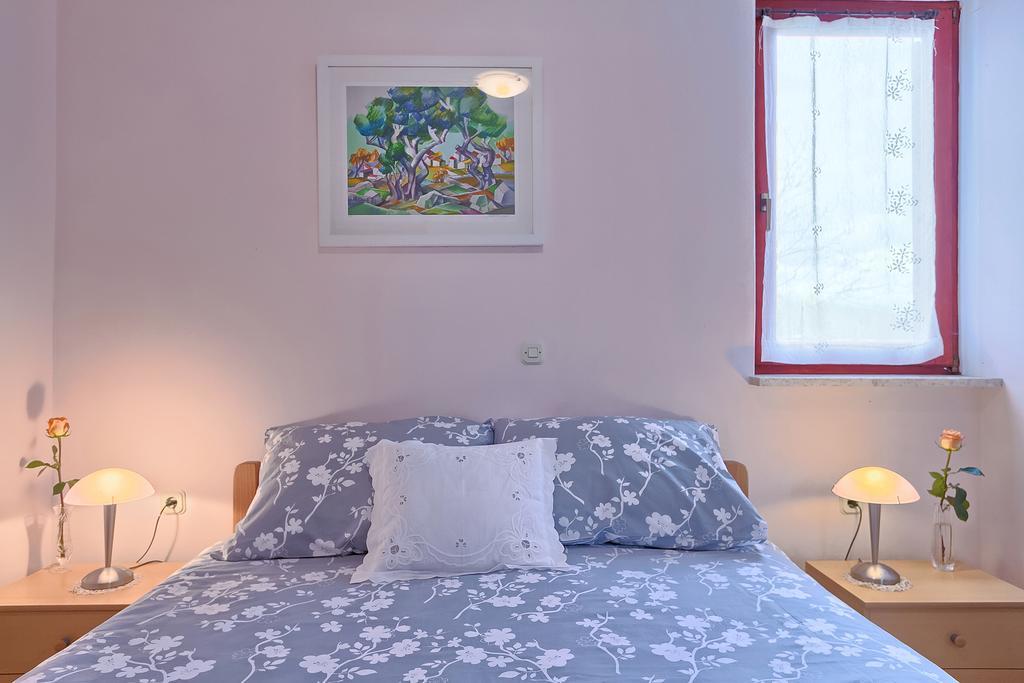 Apartments Valoda Nedescina Luaran gambar