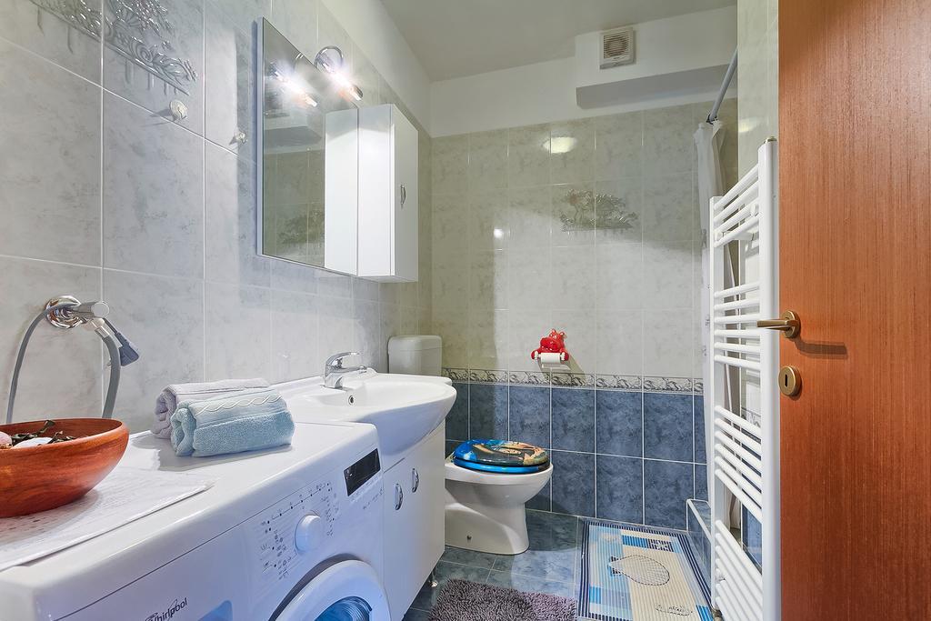Apartments Valoda Nedescina Luaran gambar
